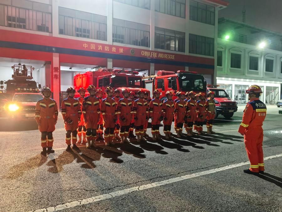 (Multimídia) Mais de 80 pessoas reassentadas após terremoto de magnitude 5,1 na província chinesa de Yunnan