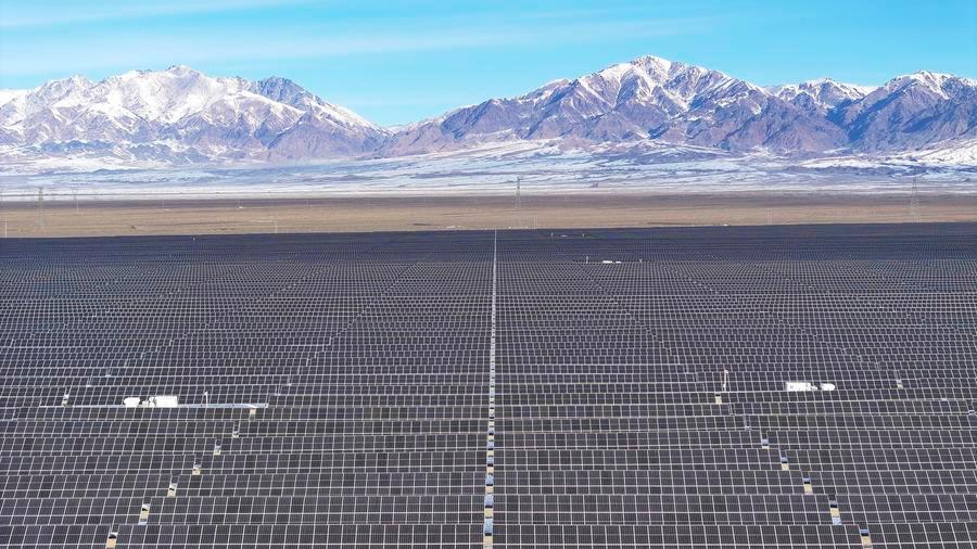 (Multimídia)  Ajuste nos reembolsos do imposto de exportação para produtos fotovoltaicos e de baterias ajudará a conter a concorrência do tipo involução, diz Ministério das Finanças