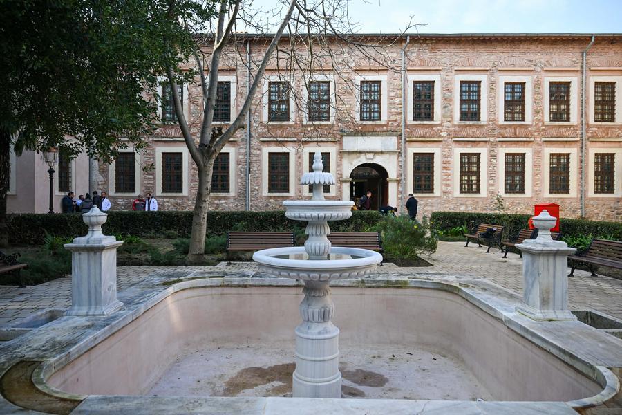 Destaque: Passagem histórica do Palácio Topkapi de Istambul oferece vislumbre da arte dos azulejos otomanos