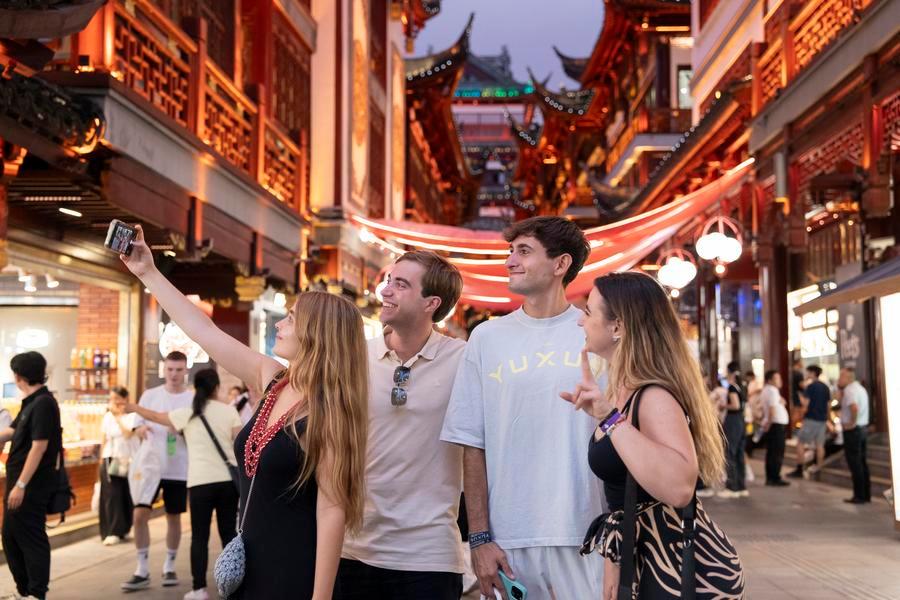 (Multimídia) Shanghai registra número recorde de 9,36 milhões de visitas de entrada
