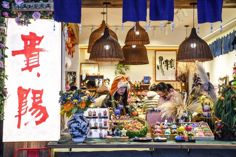 (Multimídia) Dados fiscais destacam forte crescimento do consumo na China em 2025