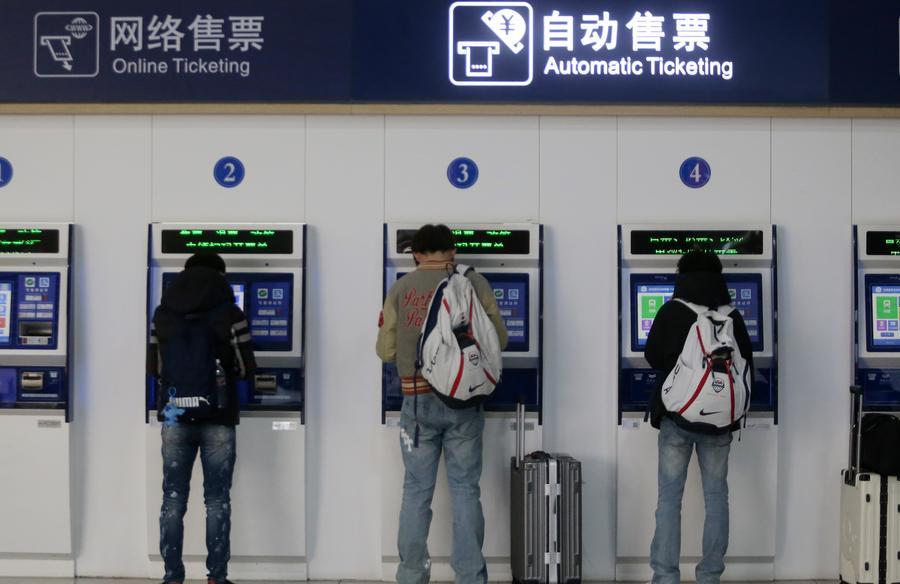 (Multimídia) China espera recorde de viagens de passageiros durante temporada de viagens da Festa da Primavera 2026