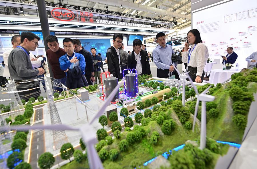 (Multimídia) China alcança avanço na tecnologia de armazenamento de energia por ar comprimido