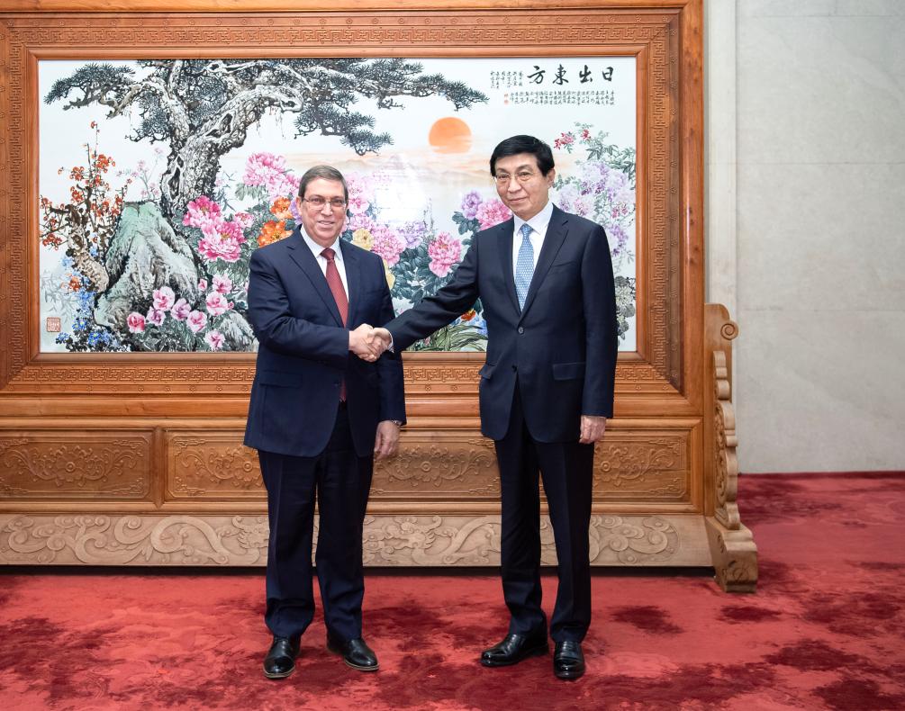 Principal conselheiro político da China reúne-se com alto funcionário cubano