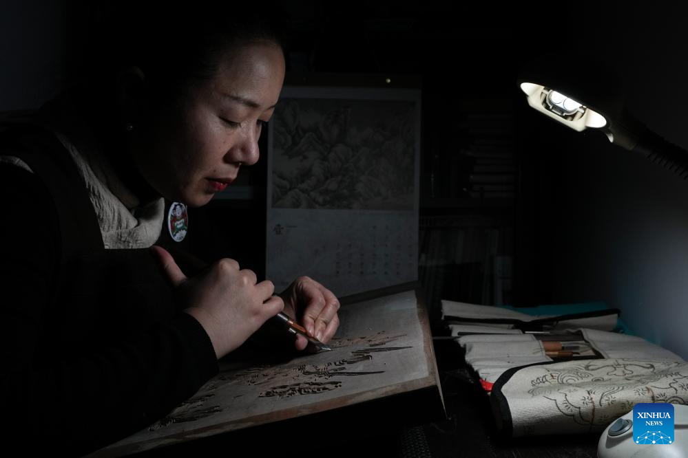 Conheça a impressão em xilogravura de Ano Novo de Taohuawu em Suzhou, leste da China