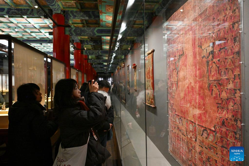 Museu do Palácio em Beijing sedia exposição temática do Mosteiro de Sakya