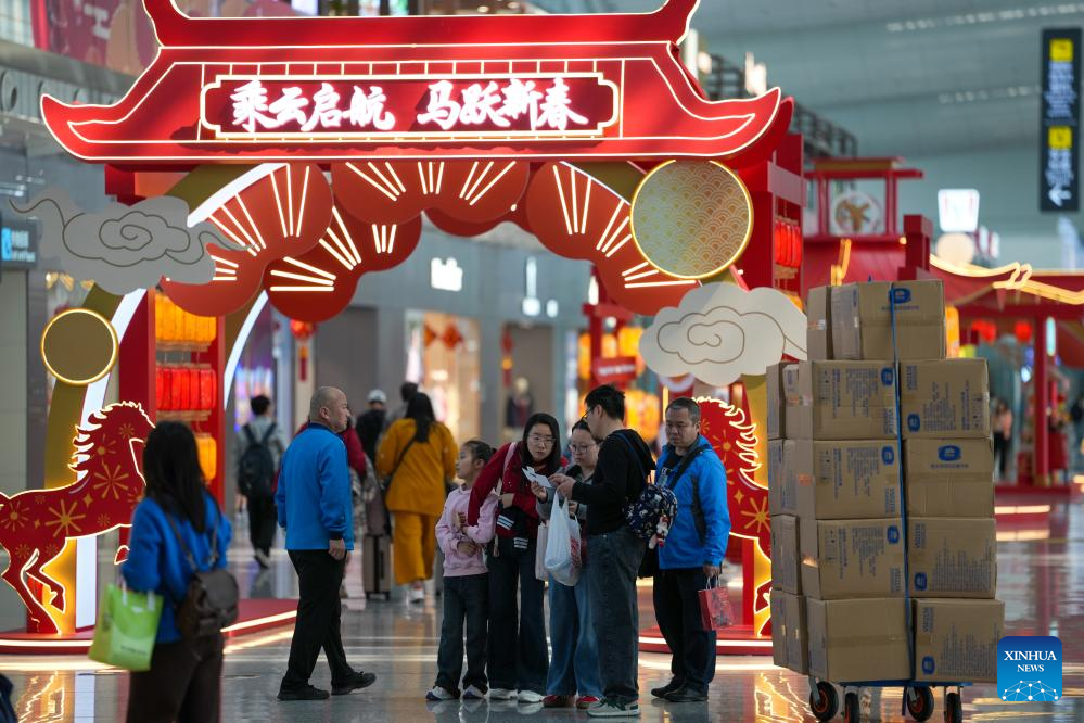 Aeroporto Internacional Baiyun de Guangzhou registra mais de 5,27 milhões de passageiros durante pico de viagens da Festa da Primavera