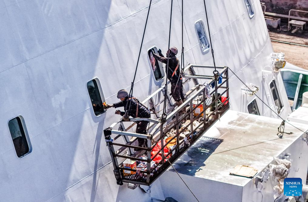 Fábricas chinesas retomam produção após feriado da Festa da Primvera