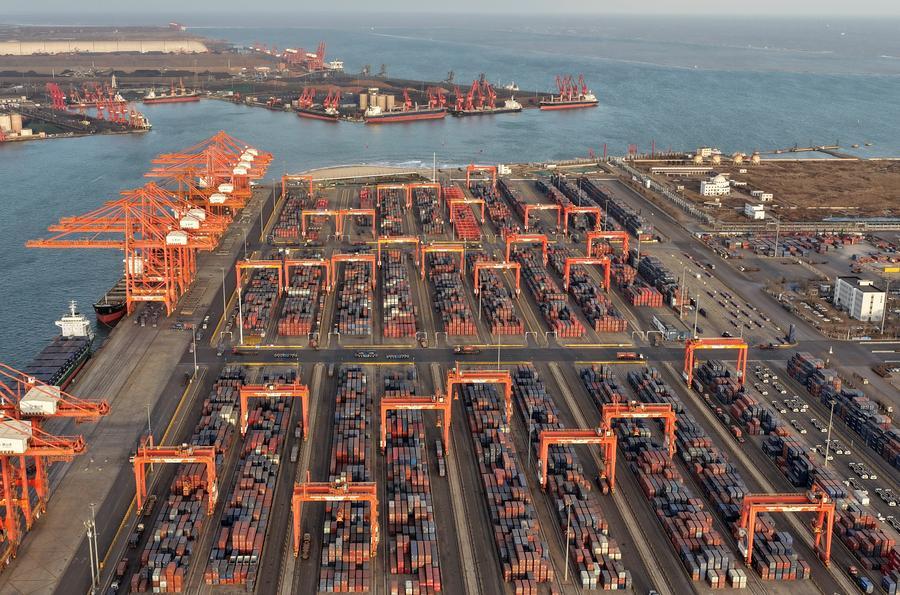 (Multimídia) Observatório Econômico: Comércio exterior da China registra forte início em 2026, com crescimento de dois dígitos