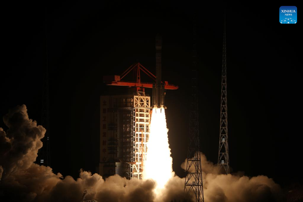 China lança novo satélite de sensoriamento remoto