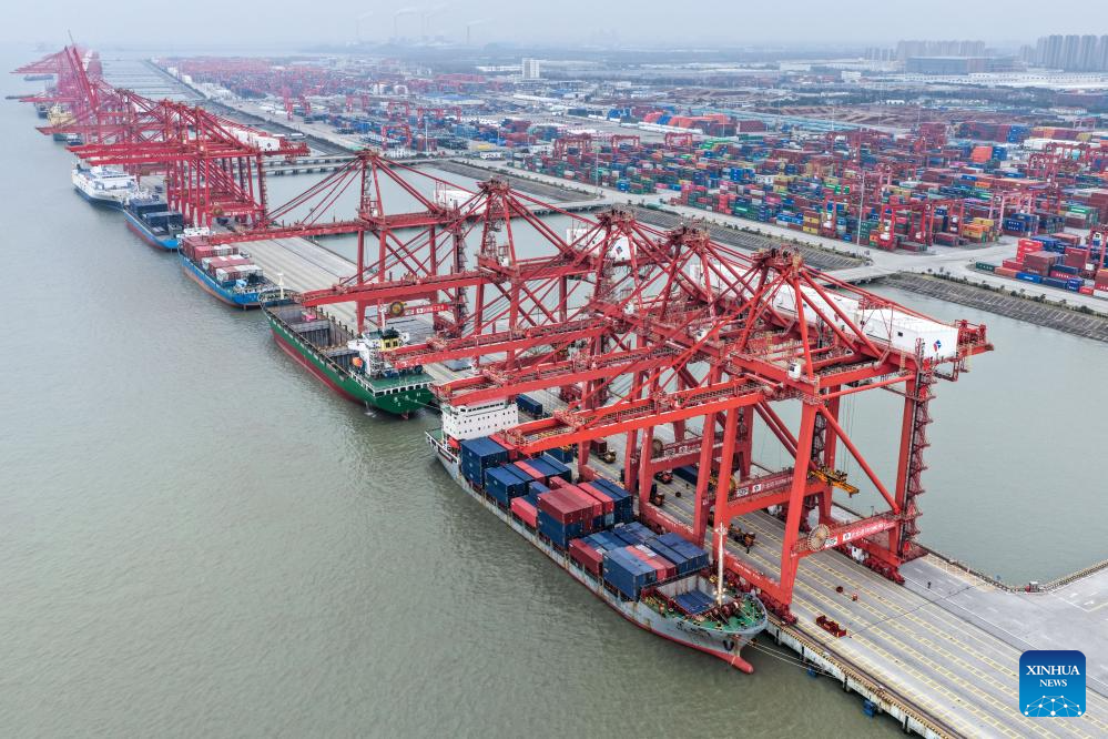 Conheça o Porto de Taicang em Jiangsu, no leste da China