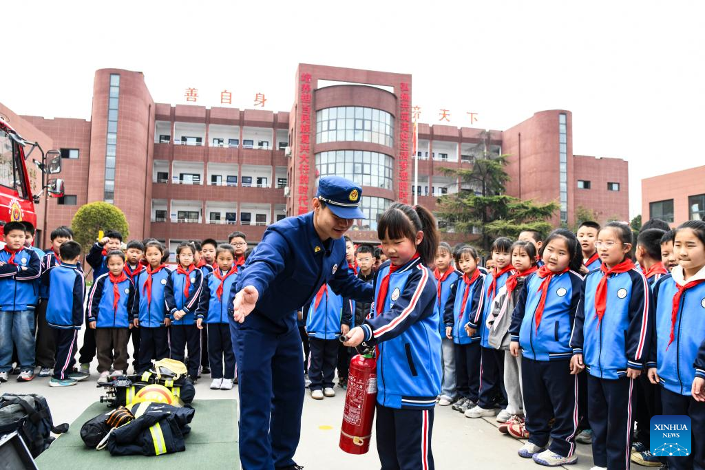 Educação em Segurança para Alunos do Ensino Fundamental e Médio