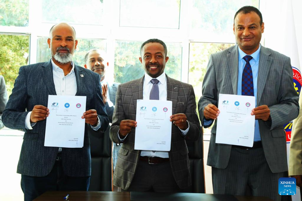 Maior universidade da Etiópia firma parceria com secretarias regionais para aprimorar o ensino da língua chinesa