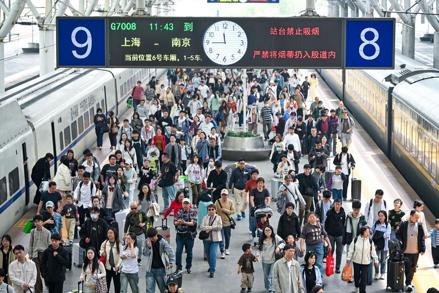 (Multimídia) China registra crescimento vibrante do consumo durante feriado do Festival Qingming