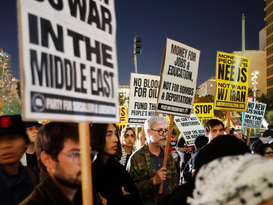 Por que é tão difícil chegar a um acordo de paz entre os EUA e o Irã?