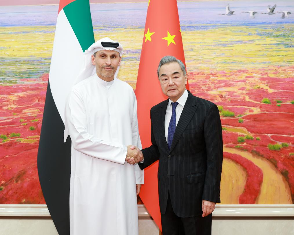 Bloqueio do Estreito de Ormuz não é do interesse comum da comunidade internacional, diz mais alto diplomata chinês