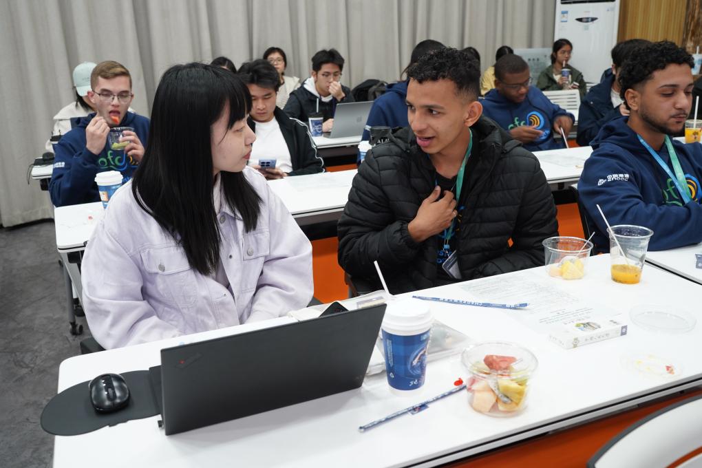 (Multimídia) Orquestra Forte de Copacabana retorna à China e realiza concerto em Beijing