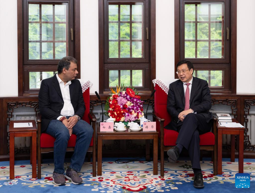 Presidente da Xinhua se reúne com renomado sinólogo egípcio