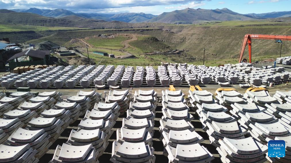 Destaque: Nas terras altas do Lesoto, gigantes siderúrgicos chineses impulsionam ambicioso projeto hídrico transfronteiriço