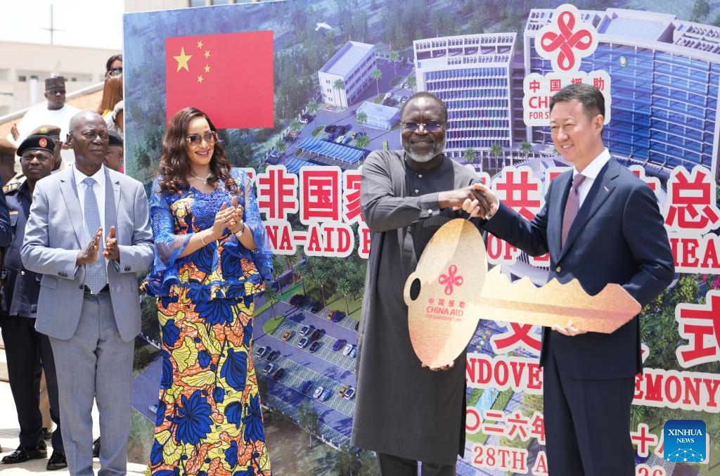 Complexo de sede financiado pela China é entregue à CEDEAO